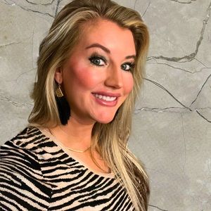 Meet your Posher, Shana